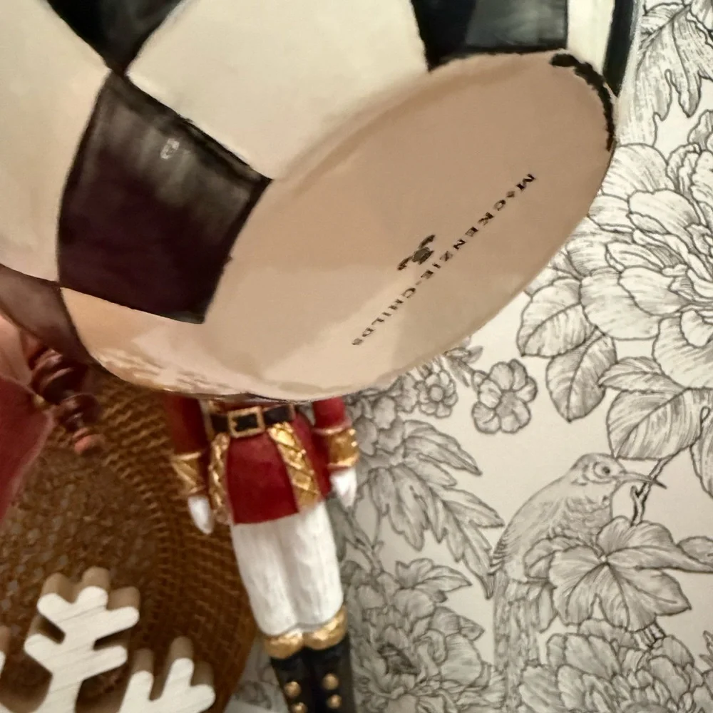 Mackenzie Childs RARE 64 oz Jug Courtly Check Black and White Teapot - Picture 9 of 10